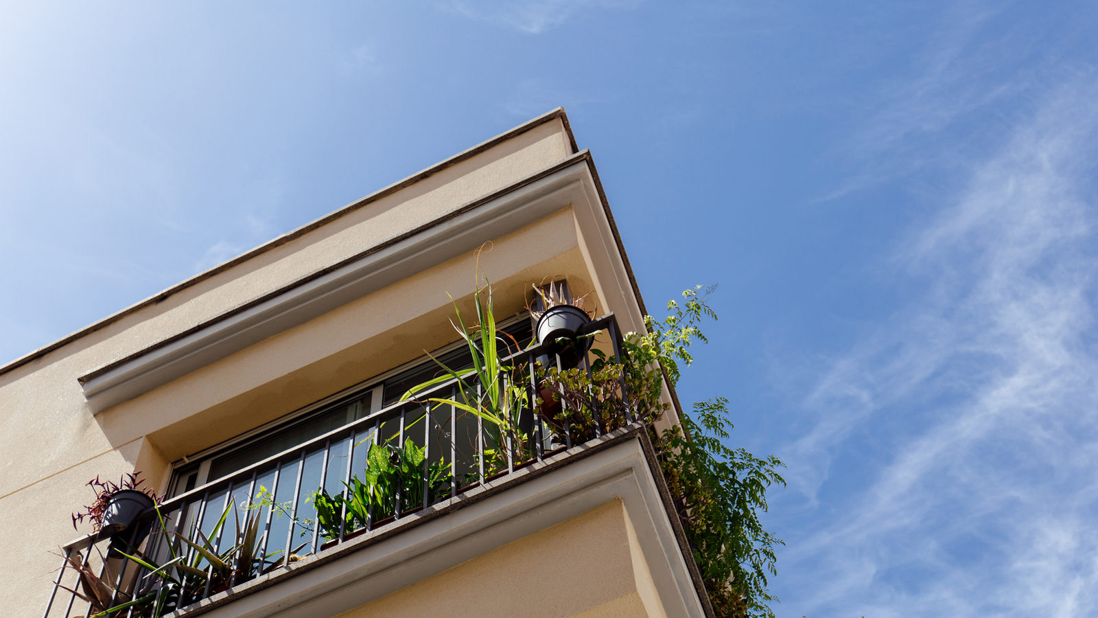 Illustration de l'article : Comment calculer le retrait d'un bâtiment par rapport à une limite de propriété ?